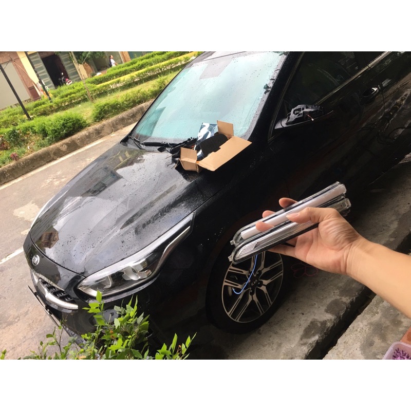 Xi nhan gáo gương chạy đuổi audi Kia Cerato 2019+