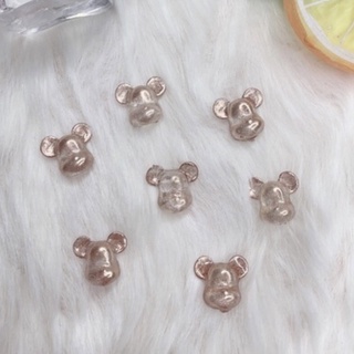charm nail gấu bearbrick