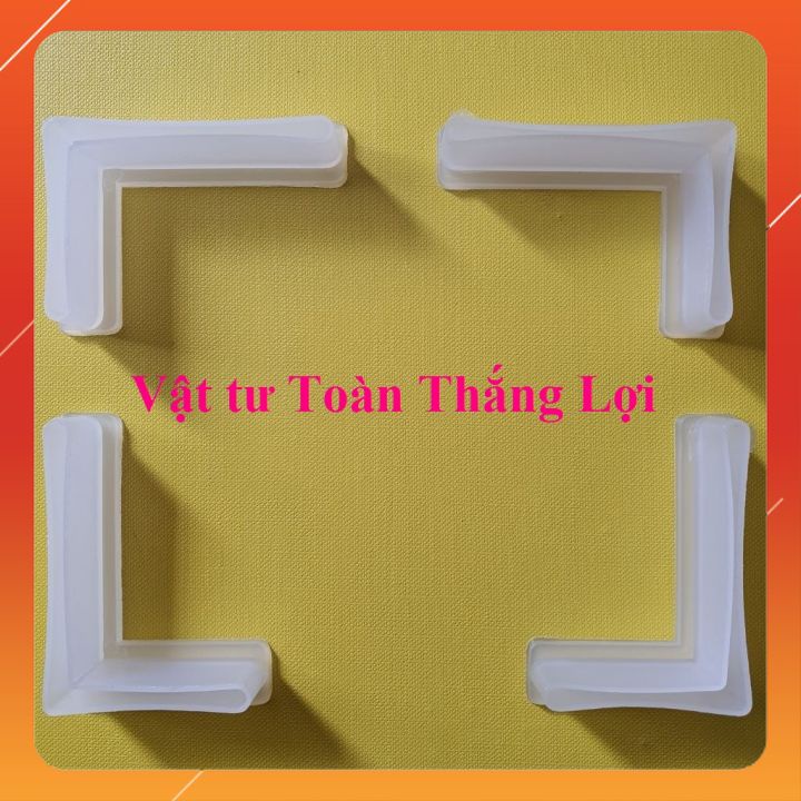 Chân nhựa lót kệ sắt V lỗ đa năng ( V3 x 3cm, V3 x 5cm, V4x4cm, V4x6cm)