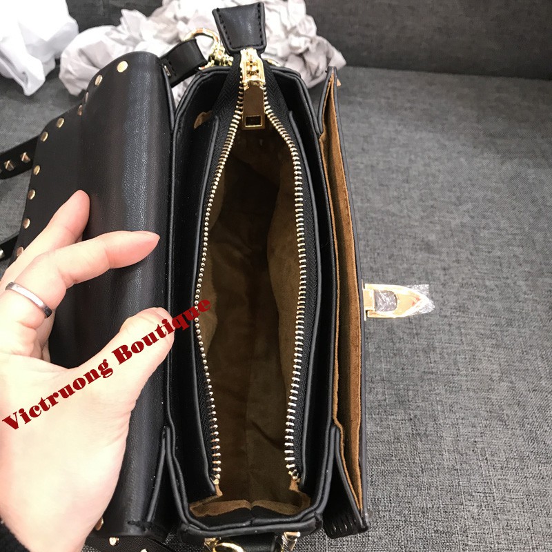 Túi xách đinh tán kim cương