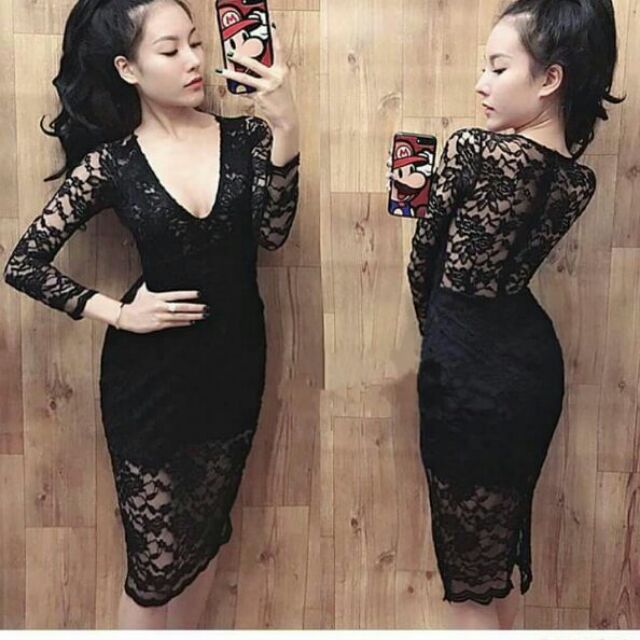 Đầm ren tay dài hở lưng