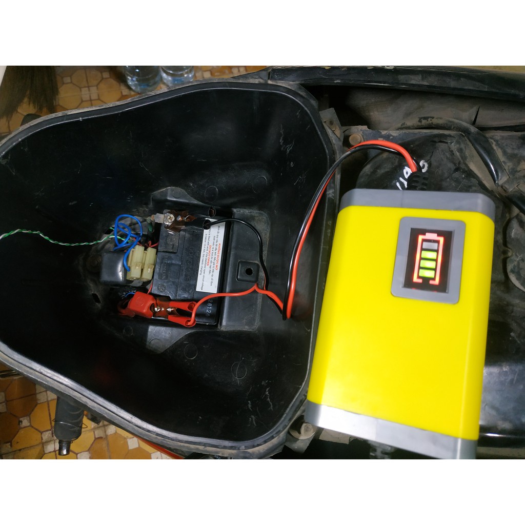 Sạc ác quy xe máy , Bộ sạc ắc quy thông minh tự ngắt 12V 6A-max 100Ah