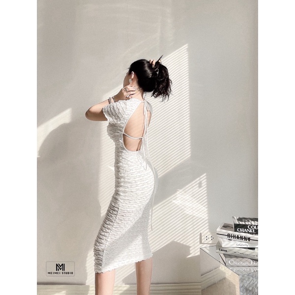 Váy body hở lưng