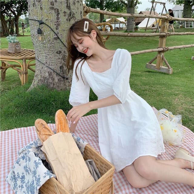 [Mã WAMT1505 giảm 10K đơn 0K] [Sẵn hàng] Váy trắng cổ vuông tay bồng ( dáng ngắn và dài) | BigBuy360 - bigbuy360.vn