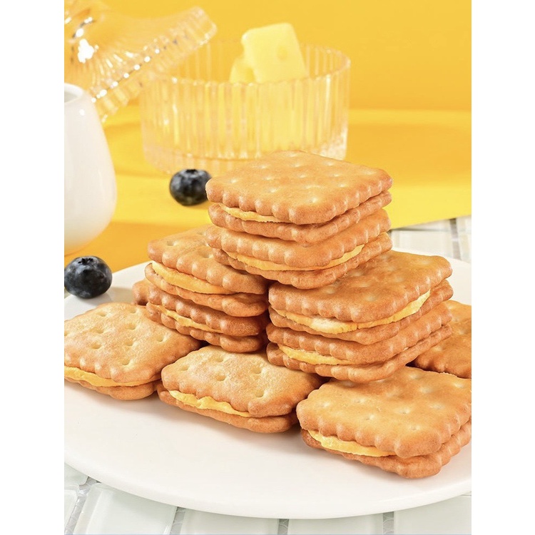 Bánh lúa mạch sandwich giòn tan kẹp kem phô mai Zess Malaysia 180g, đồ ăn vặt ngon rẻ Sài Gòn