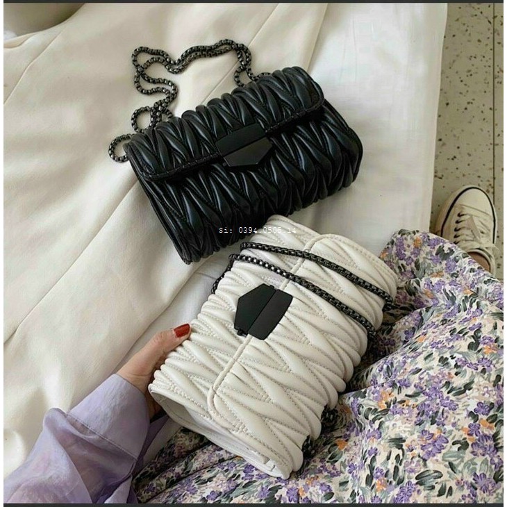 Túi Đeo Chéo Nữ ♥️XẢ KHO BÁN LỖ♥️ Túi Đeo Vai Sóng Nhăn Khóa Kính Hàn Quốc Dây Xích Đen SP 153 | BigBuy360 - bigbuy360.vn