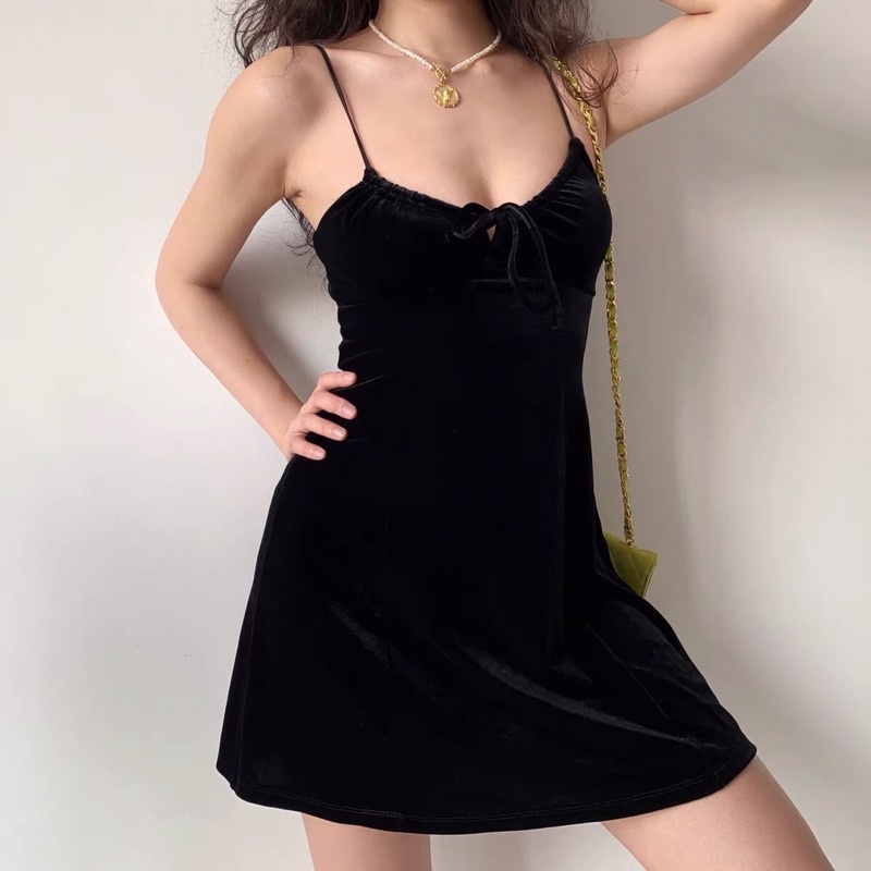 Đầm Body Hai Dây Nhung nhún ngực sexy lady