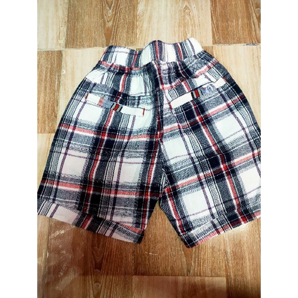 Quần short caro cho bé size nhí