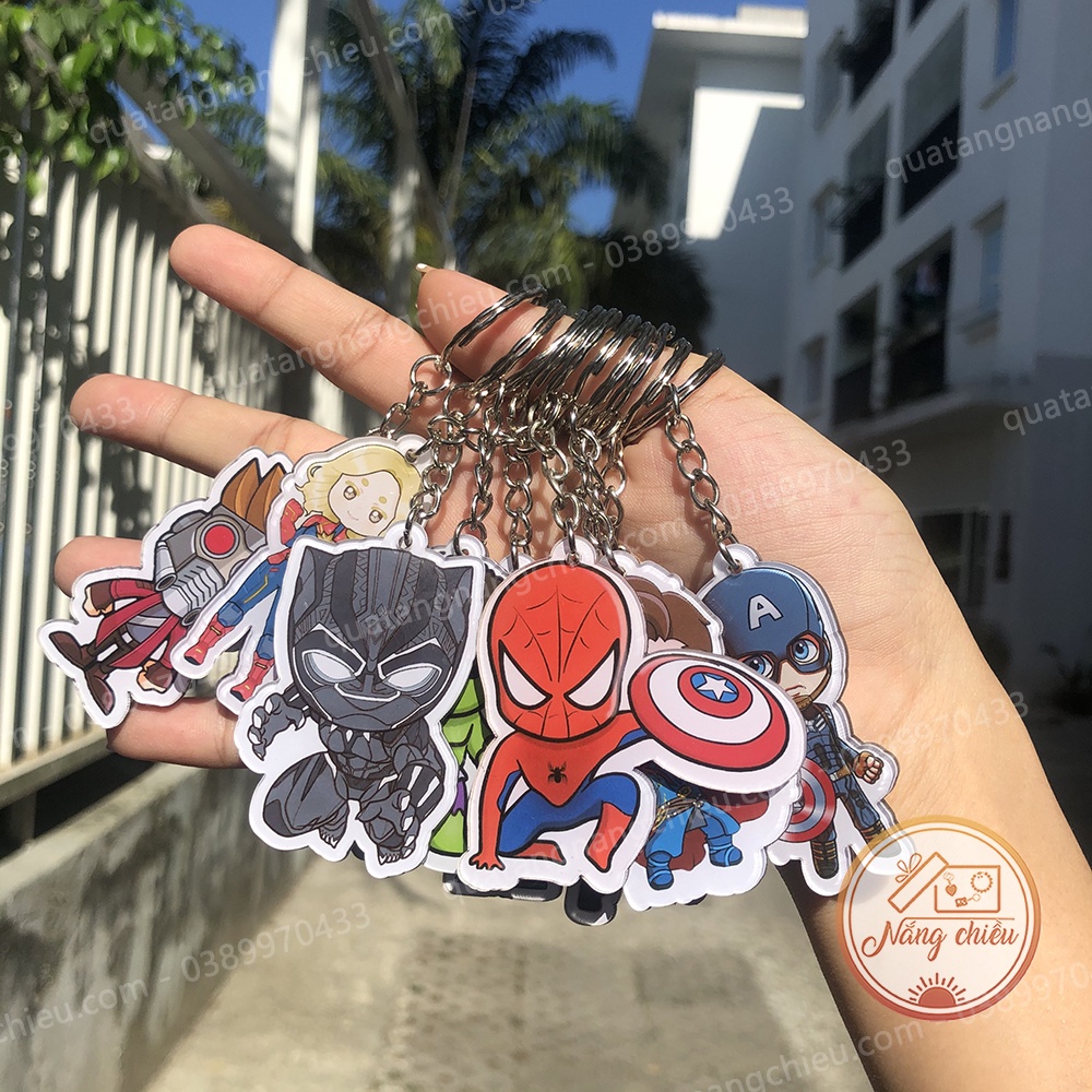 Móc khóa mica cắt viền ảnh các Siêu Anh Hùng Marvel, Bác sĩ lạ Doctor Stange, Người Nhện Spider Man, Captain Marvel