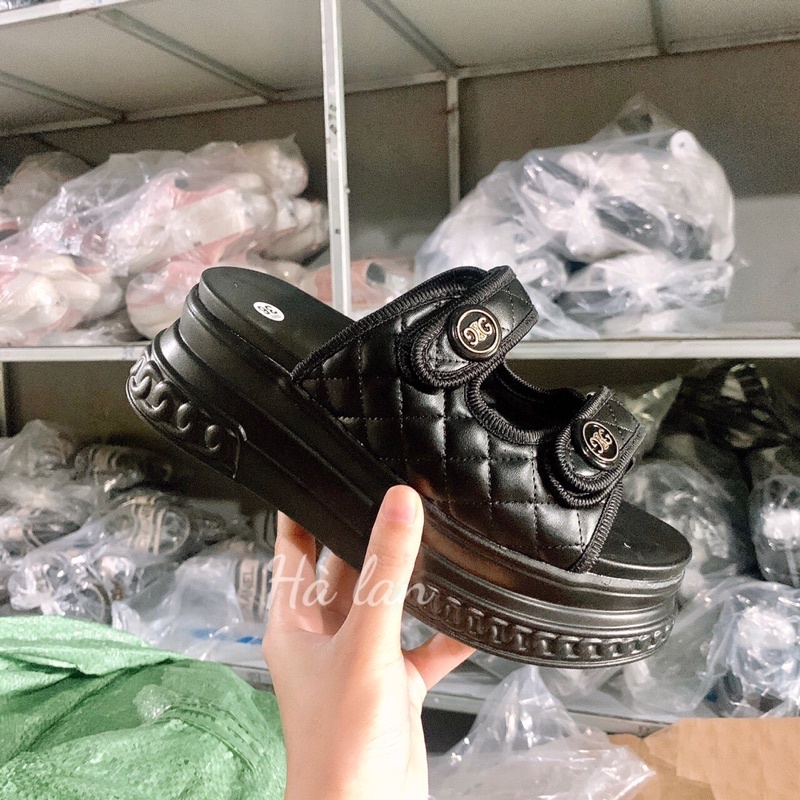 Dép lê 6cm xuồng nâng đế cực xinh đế bánh mì. Mẫu Siêu HOT Chất Da Xin  Nhẹ Cao Cấp Chắc Chắn 2 Màu Trắng Và Đen