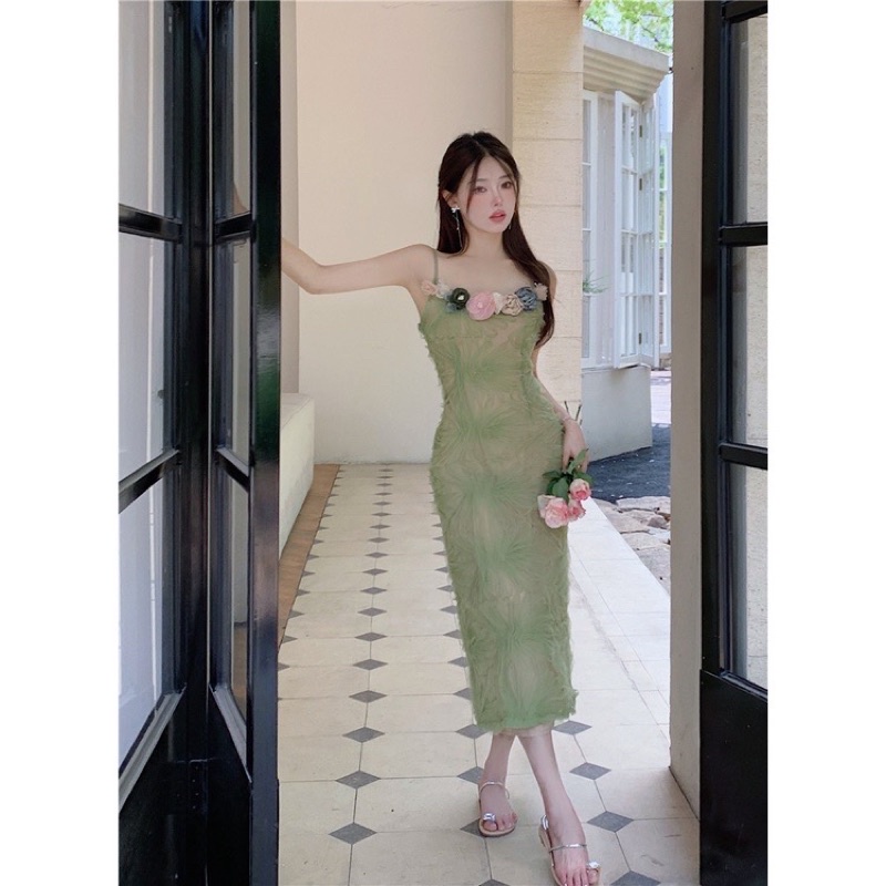 Đầm 2s đính hoa nổi