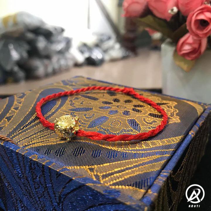 Vòng phong thủy - Vòng chỉ đỏ heo có hoa văn V165 -SP 1