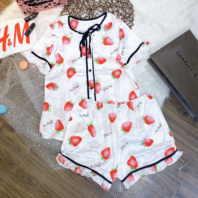 Cộc đùi lụa satin bèo | BigBuy360 - bigbuy360.vn