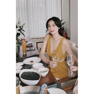 Áo Đũi Cổ V Khoét Eo Hở Lưng (VÀNG)