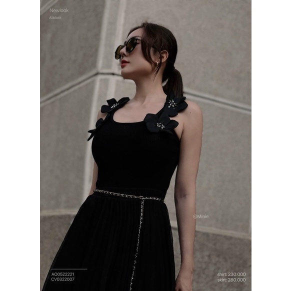 Áo len bông hoa đính đá 2 dáng sát nách và hai dây cực hot nhé