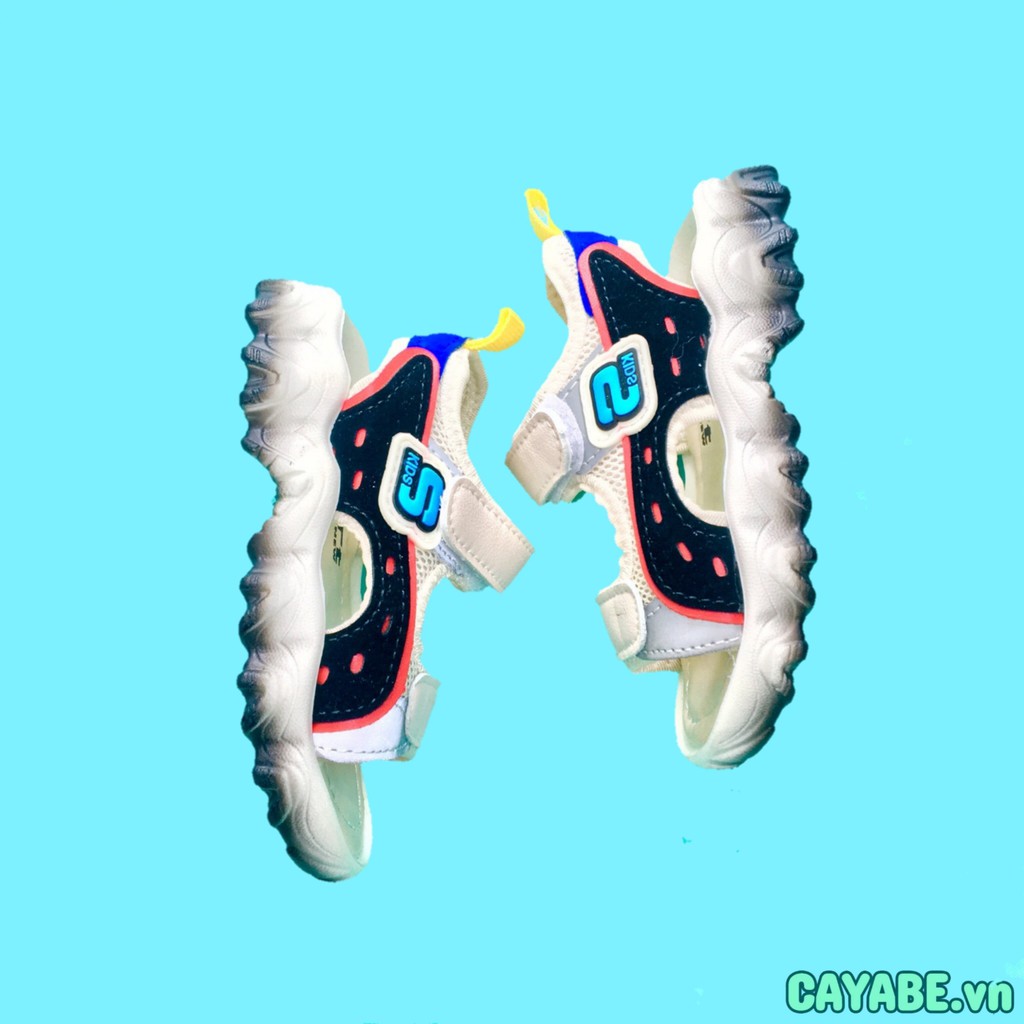 SANDAL TRẺ EM CAYABE THỂ THAO ĐEN ĐẾ TRẮNG LOANG