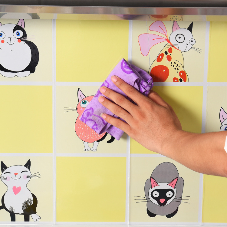 Miếng nhôm dán trang trí bếp chống thấm