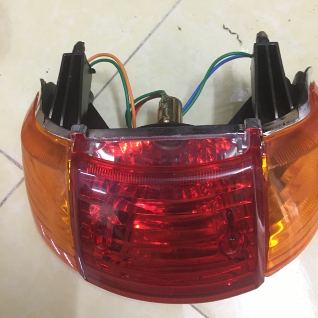 Đèn hậu wave thái 110