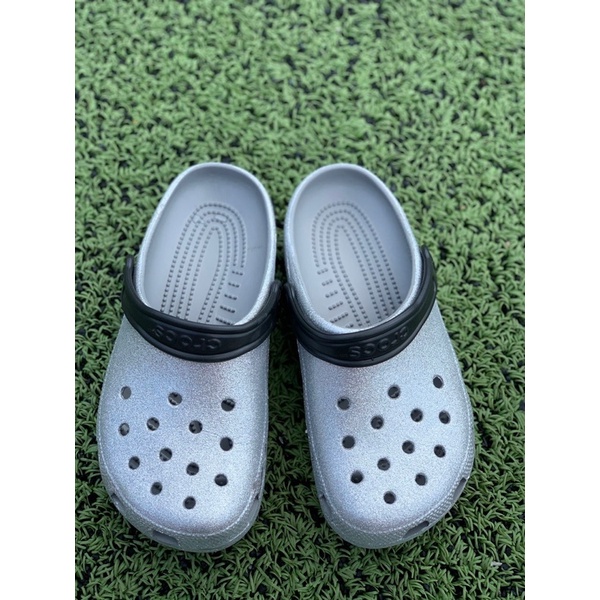 Giày cho mẹ và bé. size từ c5-m7. Giá 150-200k