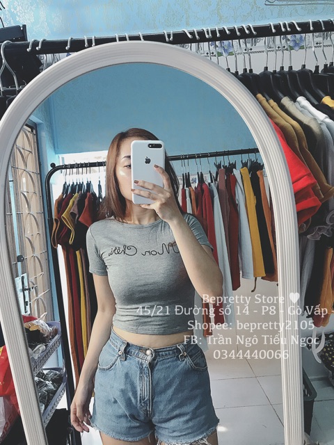 Áo croptop ngắn tay Mon Cheri