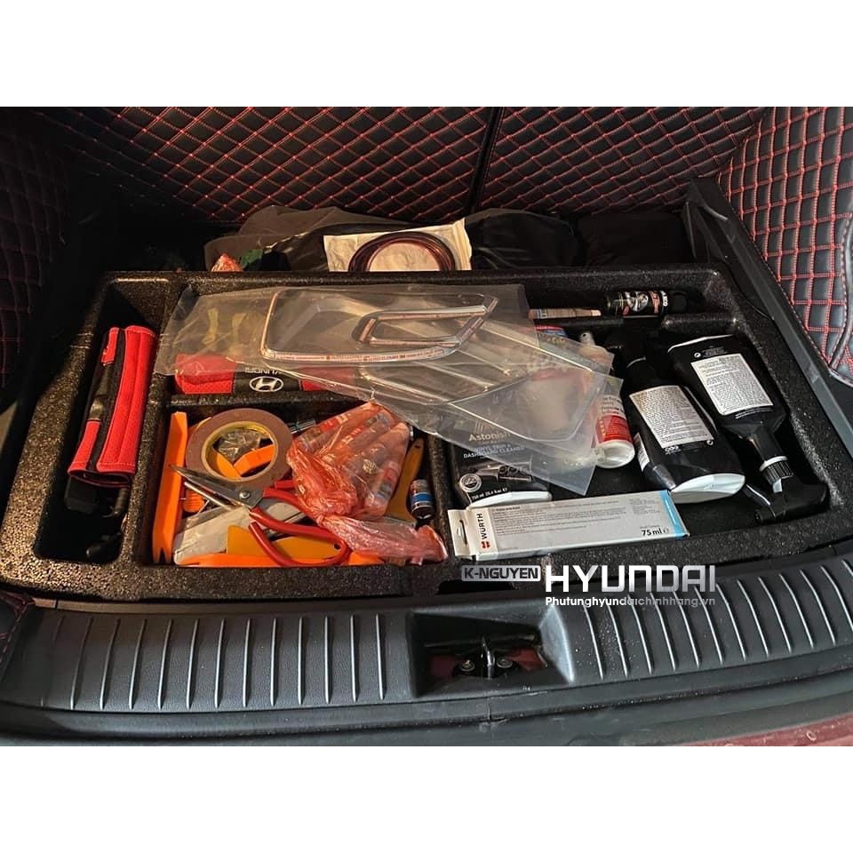Khay cốp hành lý xe Hyundai Kona - Ms: 85750J9000TRY
