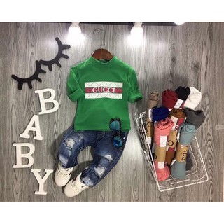 Set áo của Oanh