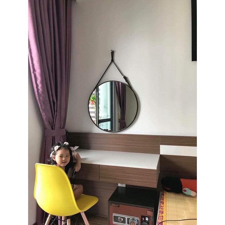 Gương treo tường dây da đầy đủ kích thước màu da và phụ kiện lắp đặt