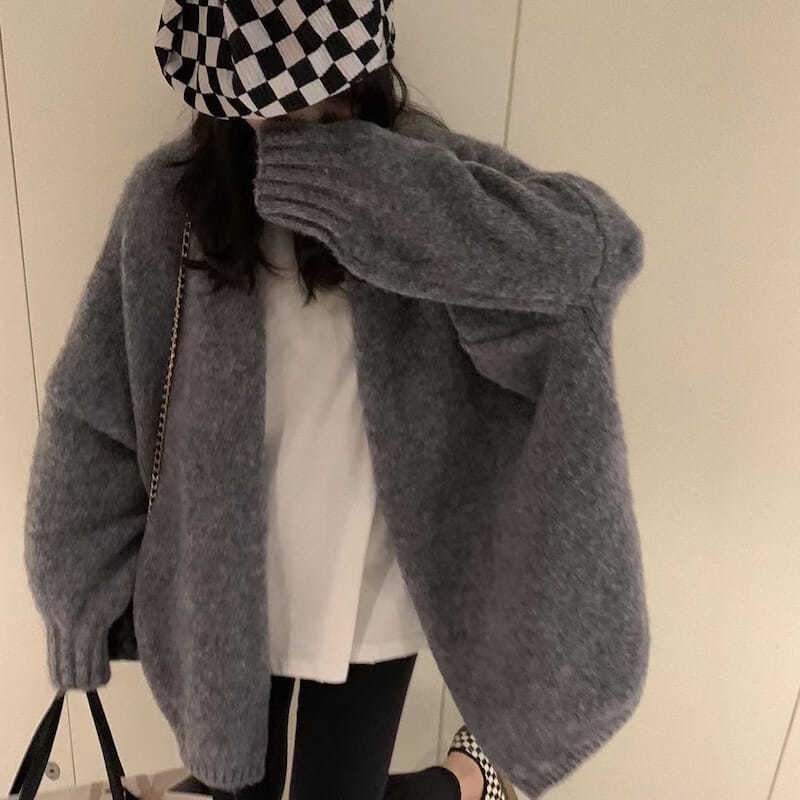 Áo khoác cardigan dệt kim tay dài dáng rộng màu xám nhạt phong cách Hàn Quốc