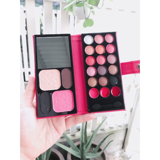 Bộ Ví Trang Điểm Tiện Lợi Lameila Nội Địa Đủ Tone | BigBuy360 - bigbuy360.vn