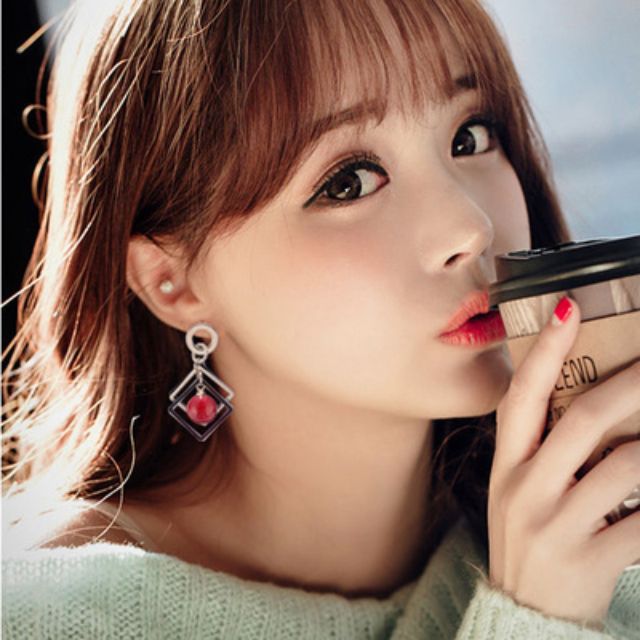 Bông tai hạt vuông hàn quốc