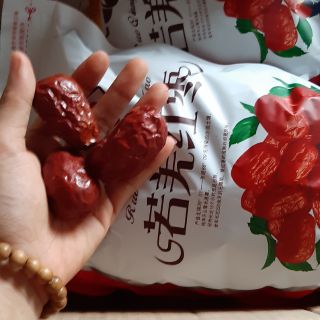 Táo đỏ Tân Cương