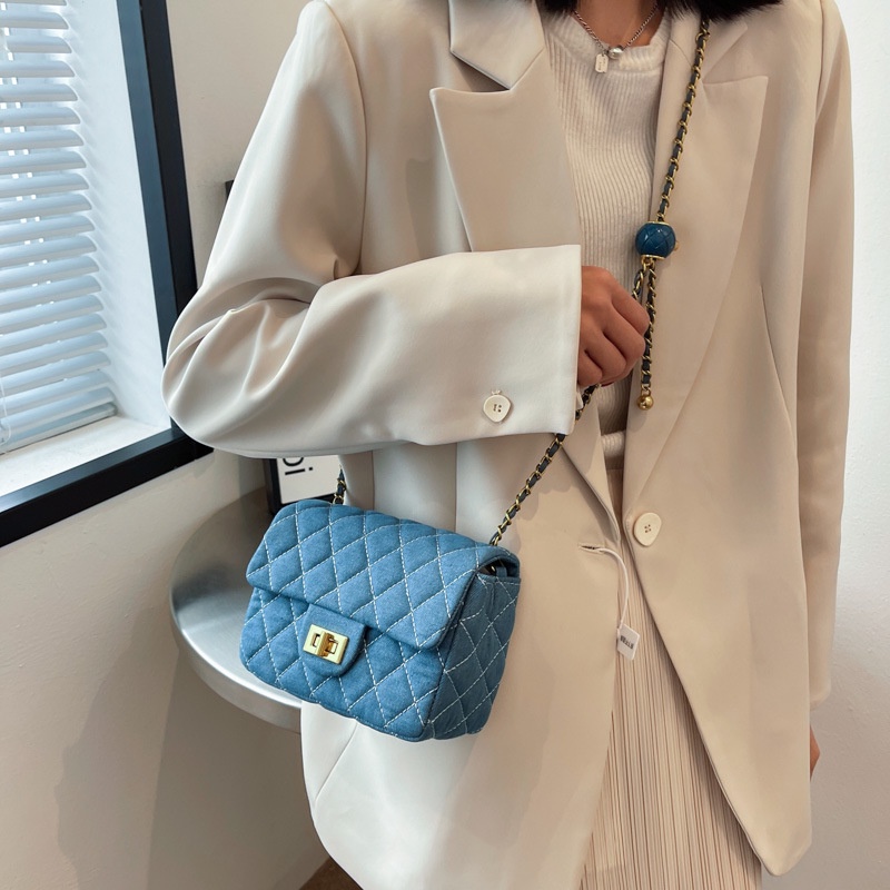 Túi Xách denim Phối Dây Xích Thời Trang Thu Đông Dành Cho Nữ