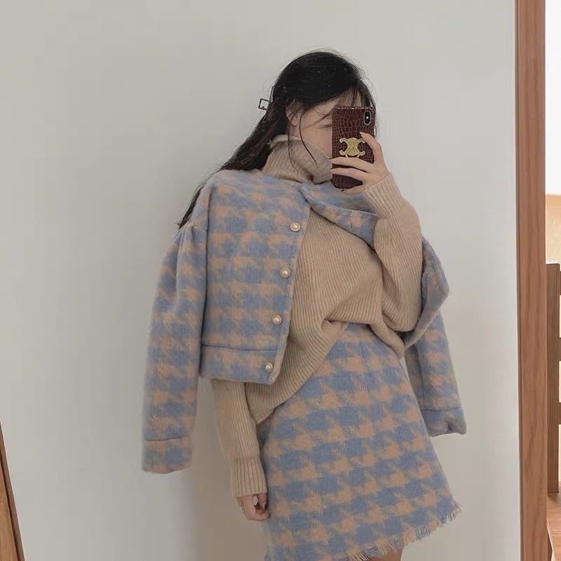 SET DẠ BÔNG, Set Áo Khoác Dạ Bông + Chân Váy Họa Tiết - SIZE S/M - Pinkger Shop