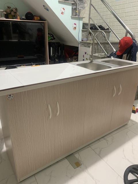 Tủ bếp nhựa đài loan có bồn và dán gạch 145x80(TPHCM) | BigBuy360 - bigbuy360.vn