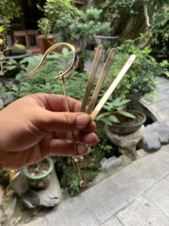 Móc Khuyên Trơn Tầu ( Đồng Vàng )