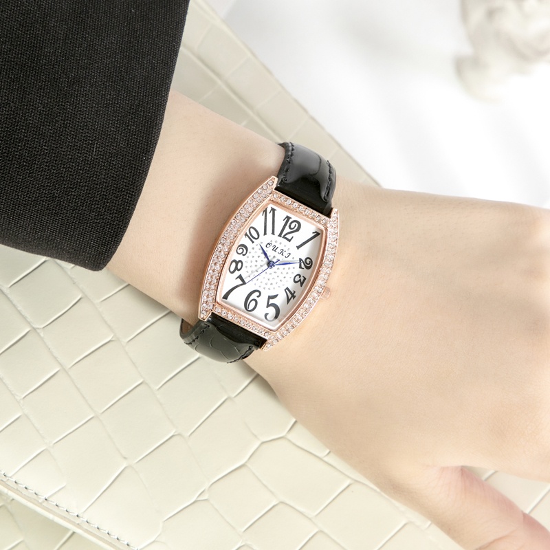 Đồng hồ quartz đính đá với dây đeo da
 | BigBuy360 - bigbuy360.vn