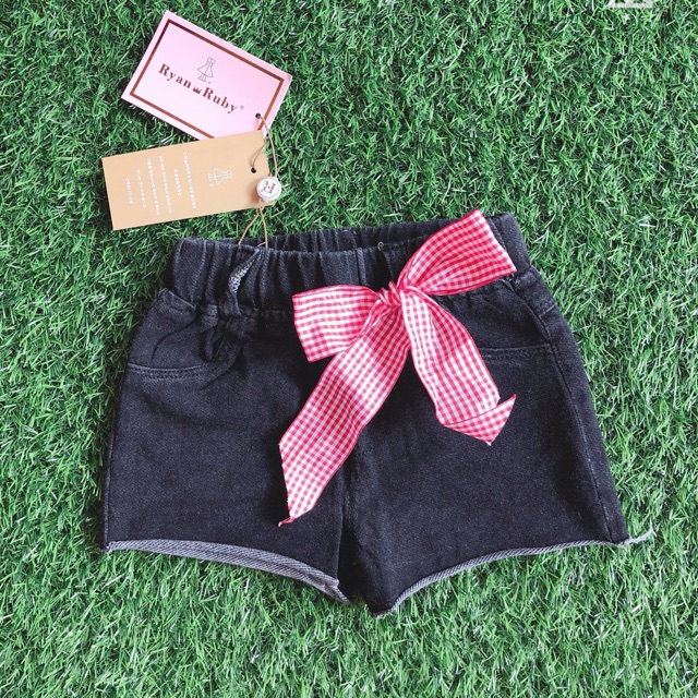 Quần bò bé gái