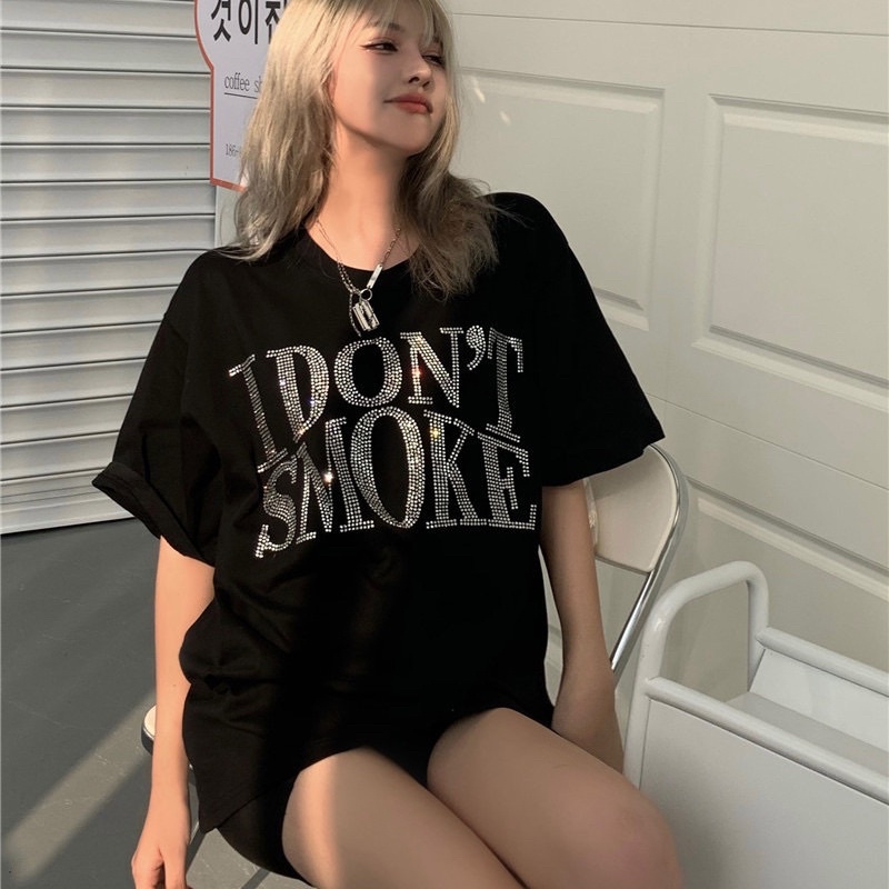 Áo thun DONSMOKE đính đá siêu đẹp , phom oversize NAM NỮ đều mặc được