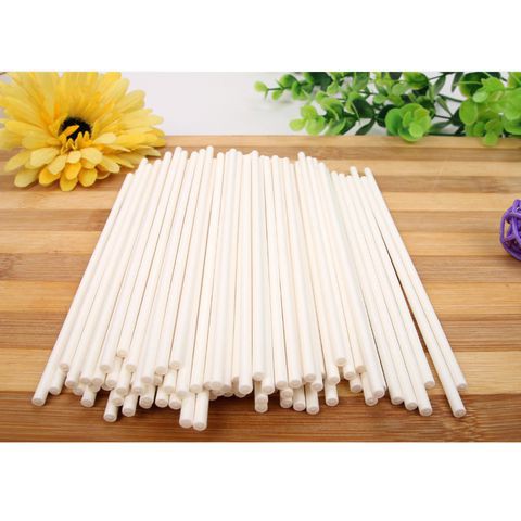 10 que kẹo mút nhựa