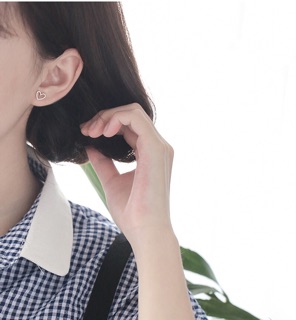 Bông tai trái tim bạc 925