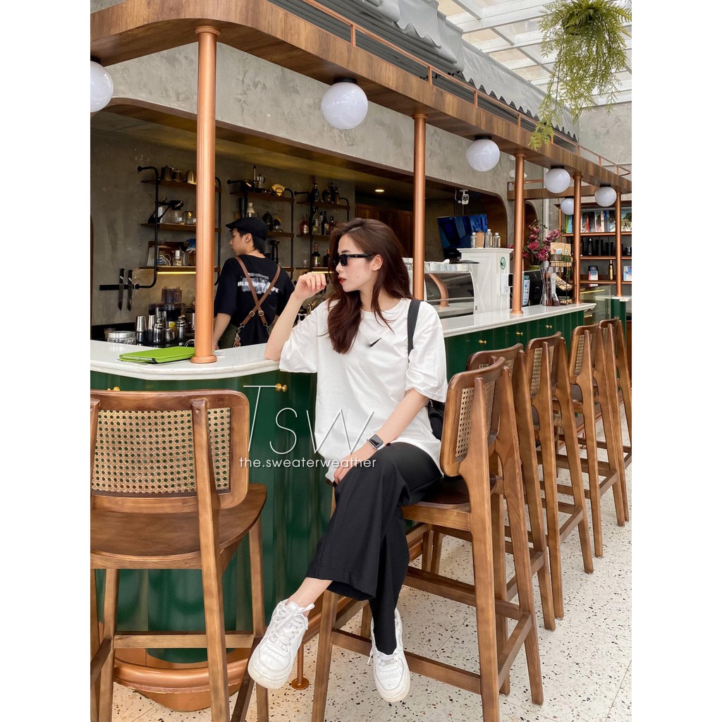 [Mã SKAMA06 giảm 8% tối đa 50K đơn 250K] Áo phông rộng tay lỡ thêu logo (Ảnh thật) | BigBuy360 - bigbuy360.vn