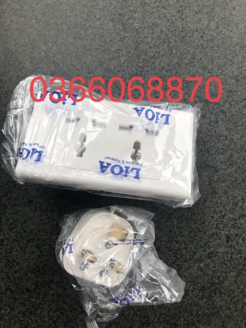 Phích cắm 3 chấu LiOA tiêu chuẩn châu Âu kèm cầu chì 13A bên trong