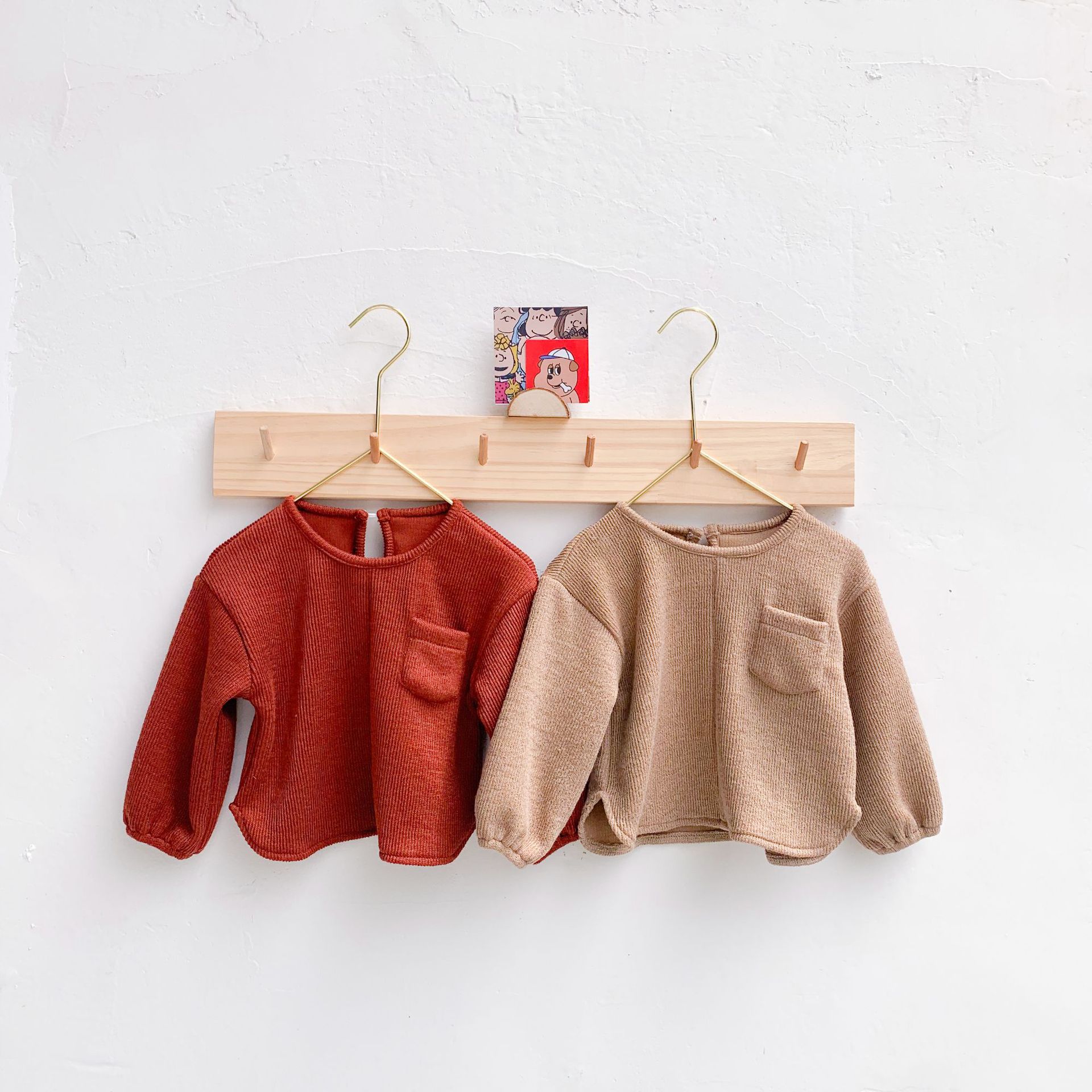 Set Áo Sweater Tay Dài + Quần Sọt Giữ Ấm Cho Bé
