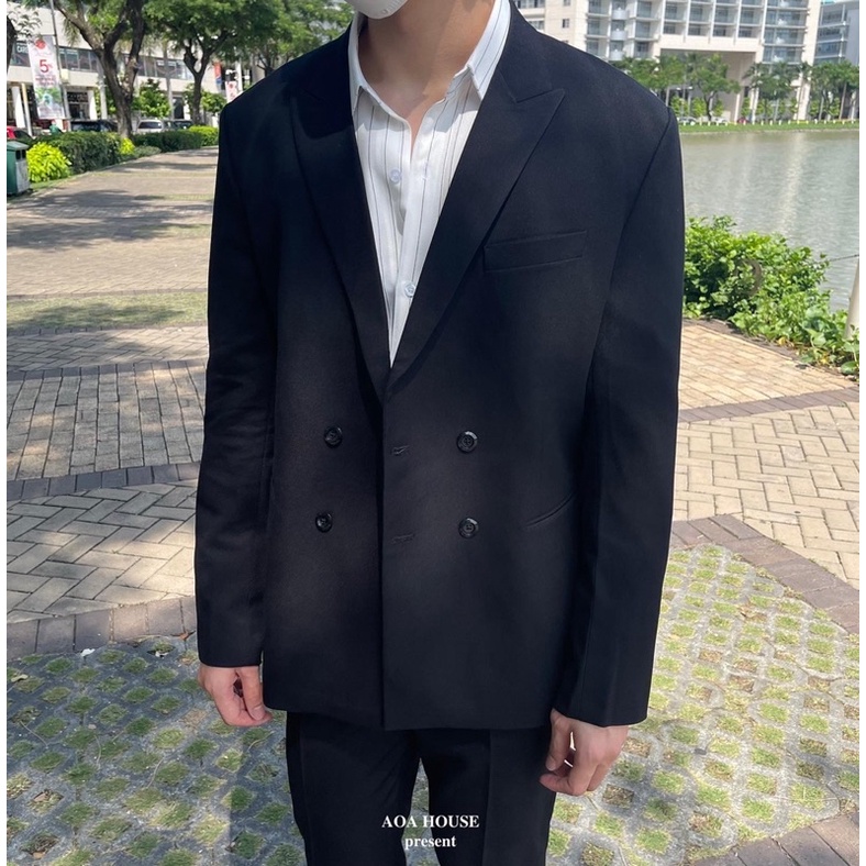 Áo Khoác Đen 4 Nút - 4 Loose Blazer