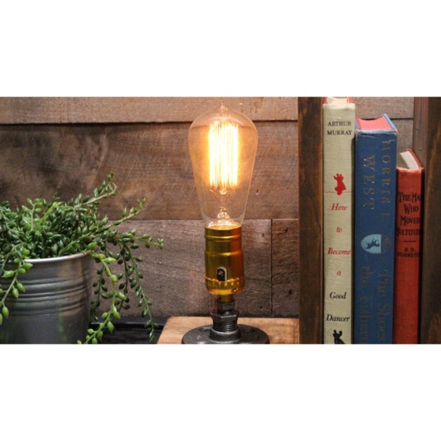 Đèn ống nước decor sáng tạo