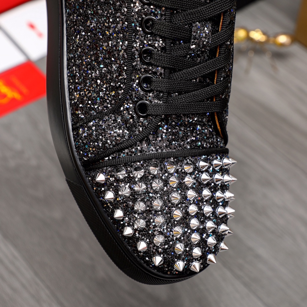 Giày thể thao nam da thật phối vải đính kim tuyến và đinh tán sành điệu, cá tính