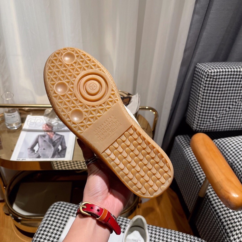 Giày thể thao nữ thương hiệu Maison Margiela cao cấp có 5 mẫu lựa chọn