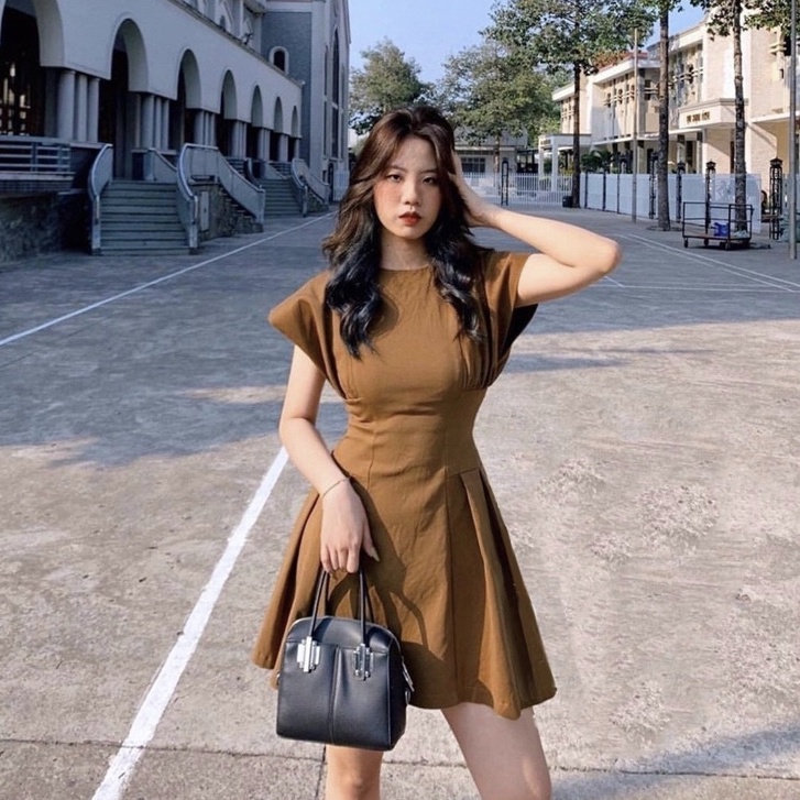 đầm thiết kế chiết eo dáng xoè vai vuông, Đầm thô tay hến 2022 - thoitrangpuza | BigBuy360 - bigbuy360.vn