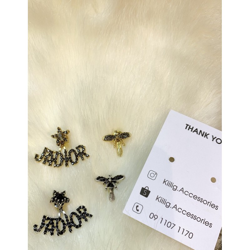 Khuyên tai Dior con ong