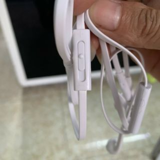Tai nghe đa năng mẫu iphone - dùng được tất cả dòng máy ( BH 12T )